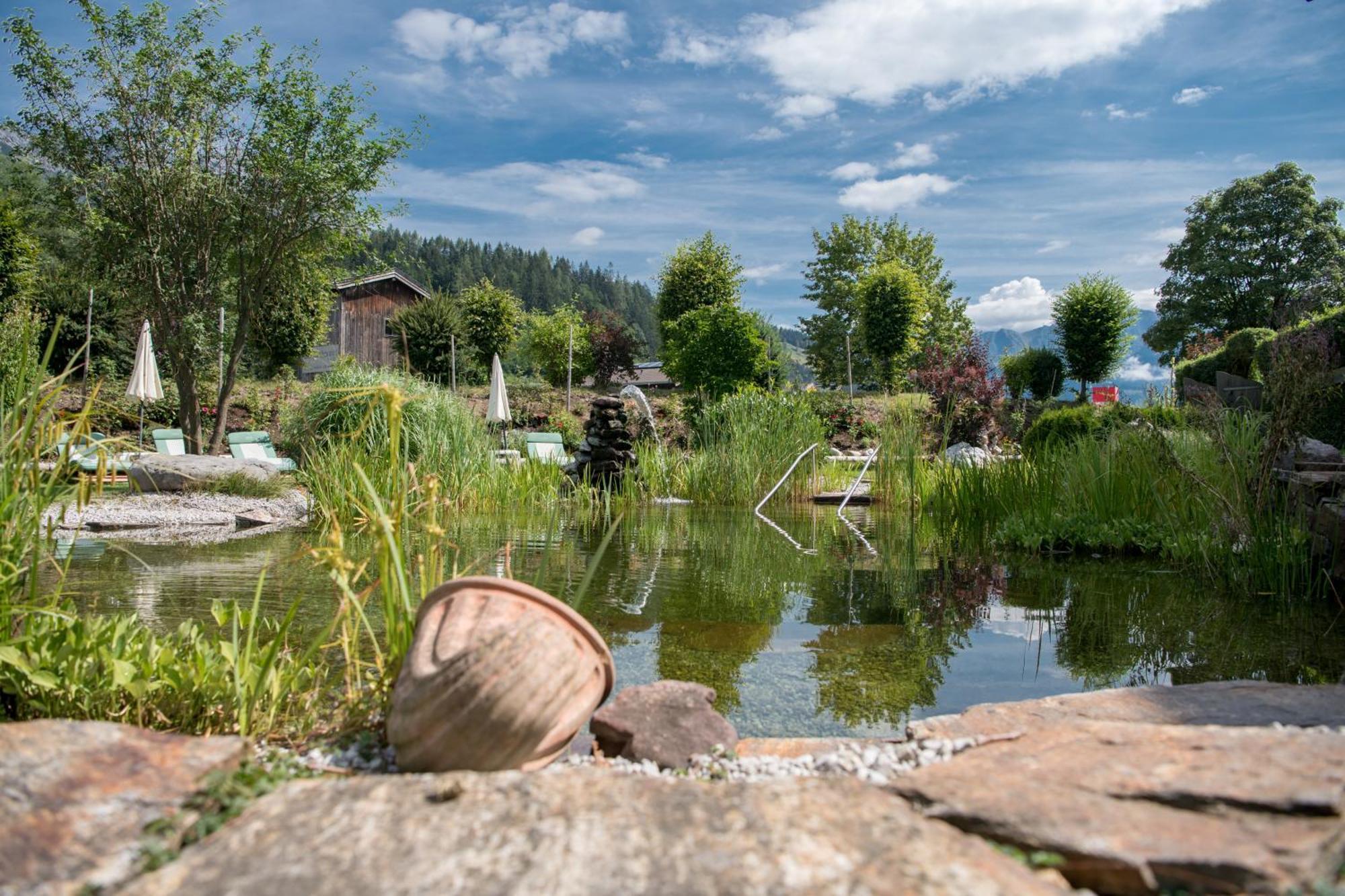 Gourmet-Hotel Gruenwald ลีโอกัง ภายนอก รูปภาพ